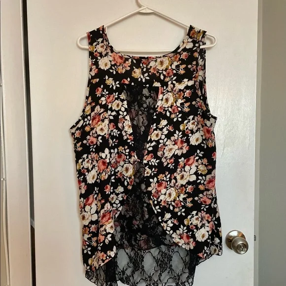 Libian Floral Sleeveless Top - Size 3X - Picture 5 of 10